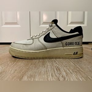 NIKE GORETEX AIR FORCE 1